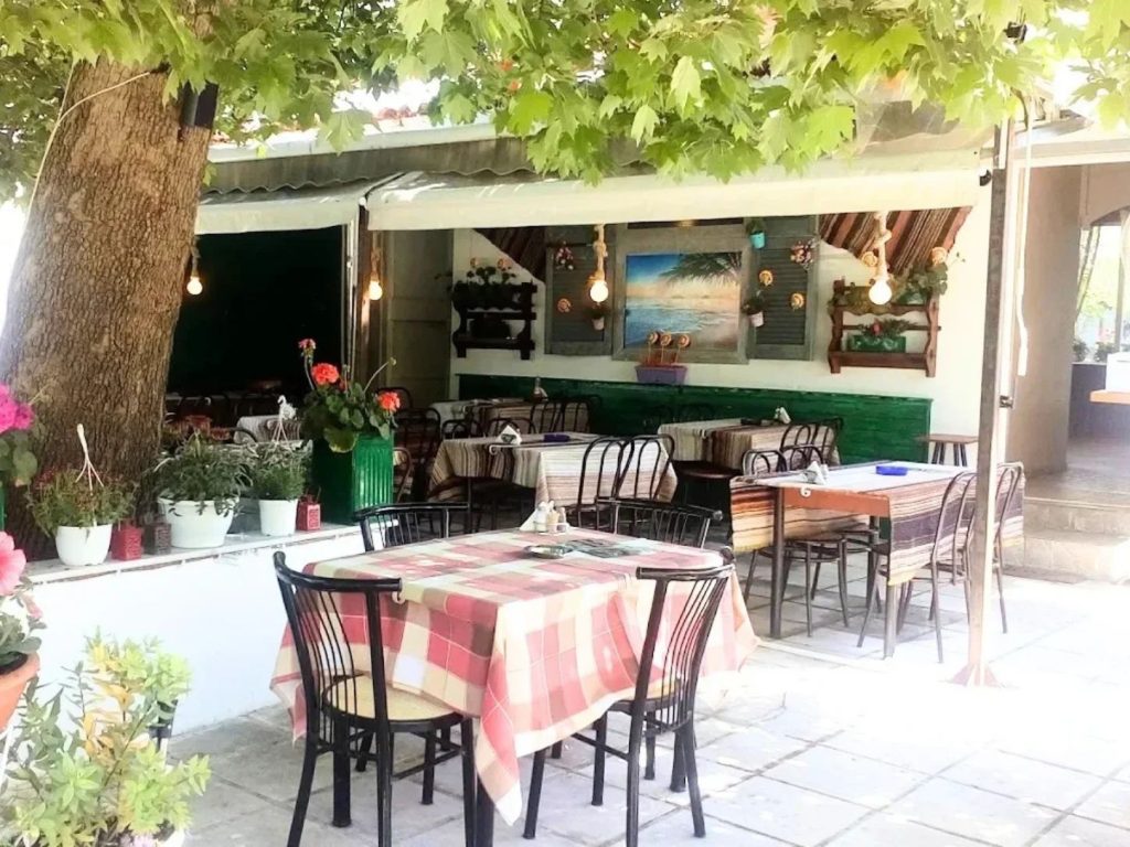 Ταβέρνα Πλάτανος