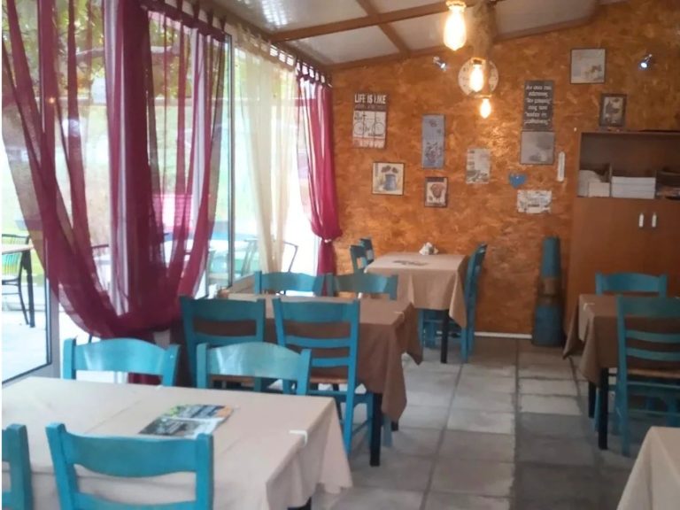 Ταβέρνα Πλάτανος